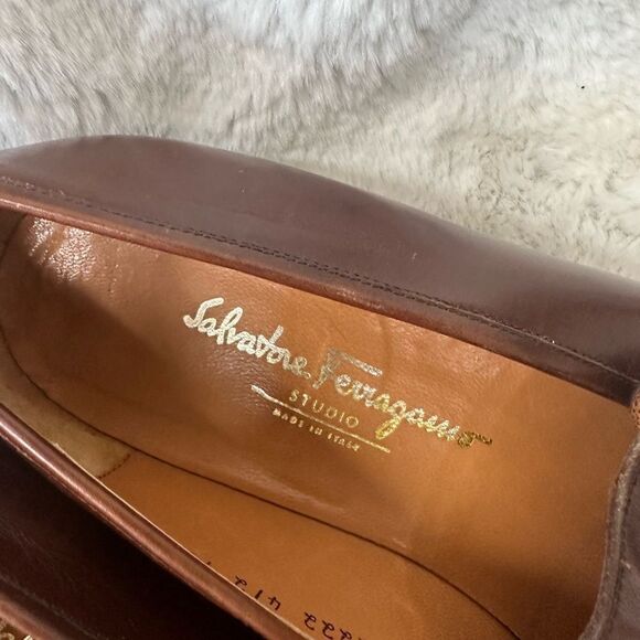 Salvatore Ferragamo Men\'s Brown Leather Tassel Fashion Dress Loafer Size 12D main image 8